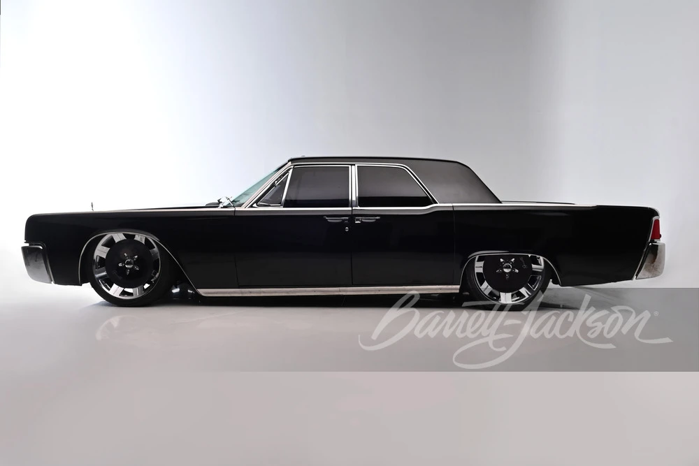 1963 Lincoln Continental 4th Gen - Image 11 of 13