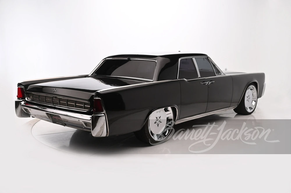 1963 Lincoln Continental 4th Gen - Image 12 of 13