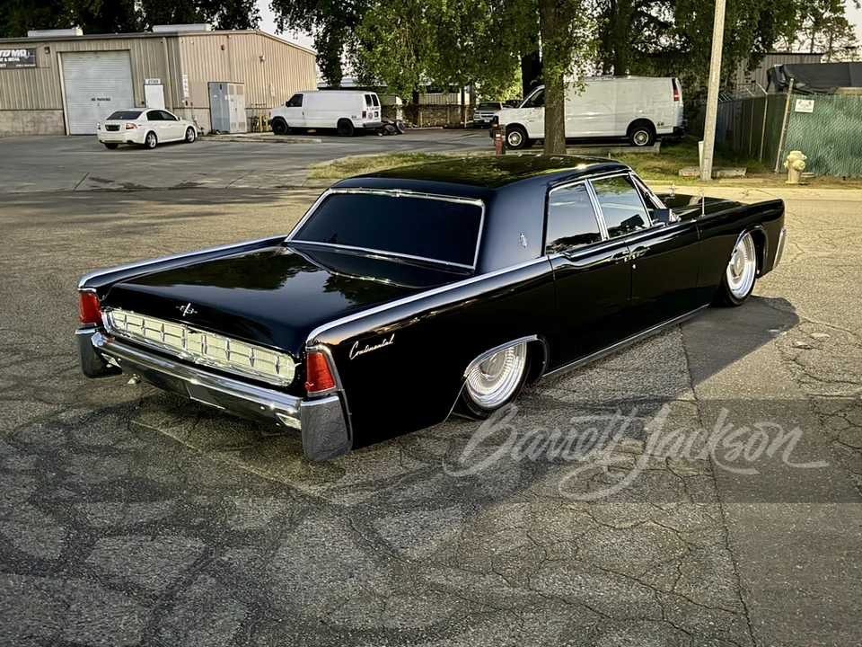 1963 Lincoln Continental 4th Gen - Image 12 of 18
