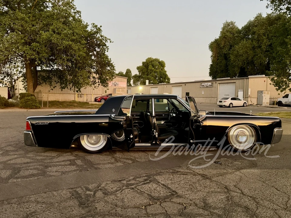 1963 Lincoln Continental 4th Gen - Image 13 of 18
