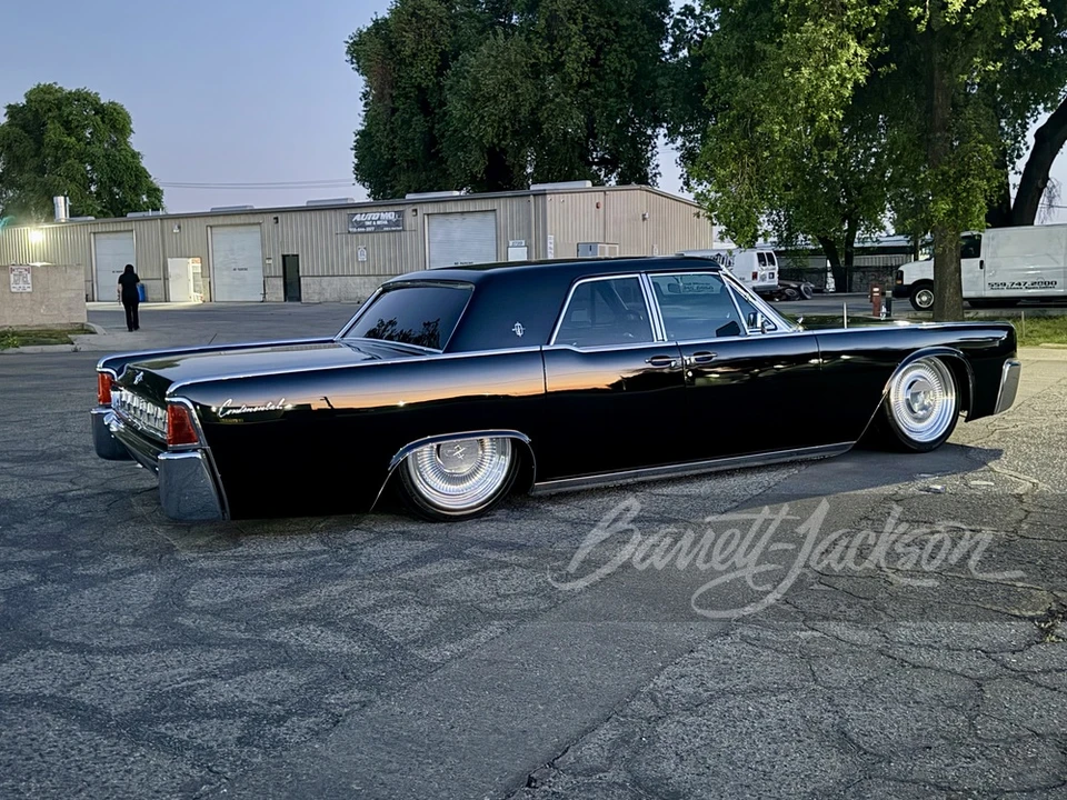 1963 Lincoln Continental 4th Gen - Image 14 of 18