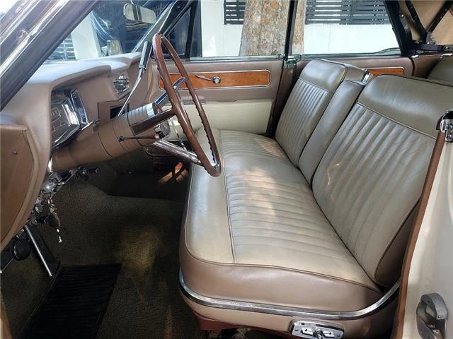 1963 Lincoln Continental 4th Gen - Image 4 of 21