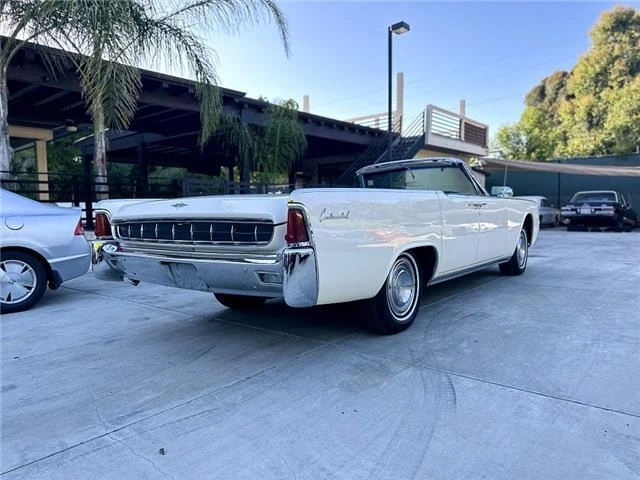 1963 Lincoln Continental 4th Gen - Image 20 of 21