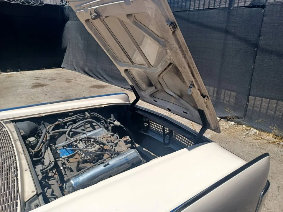 1963 Lincoln Continental 4th Gen - Image 17 of 24