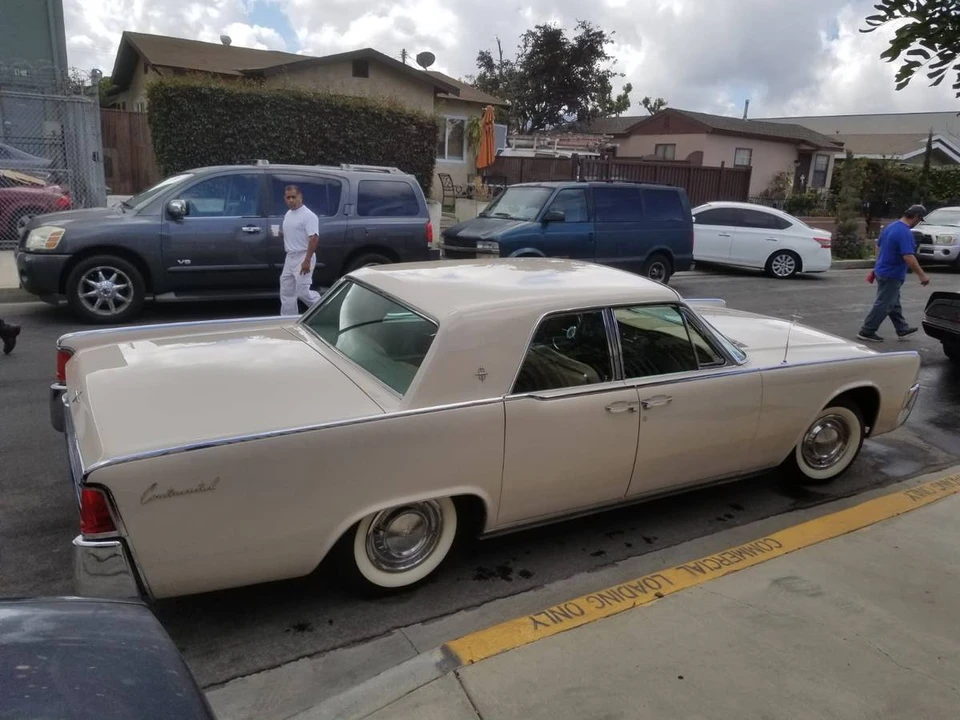 1963 Lincoln Continental 4th Gen - Image 4 of 24