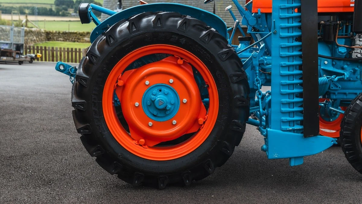 1963 Lamborghini Tractors - Image 17 of 30