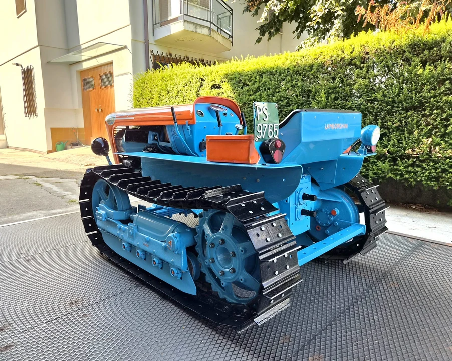 1963 Lamborghini Tractors - Image 11 of 31