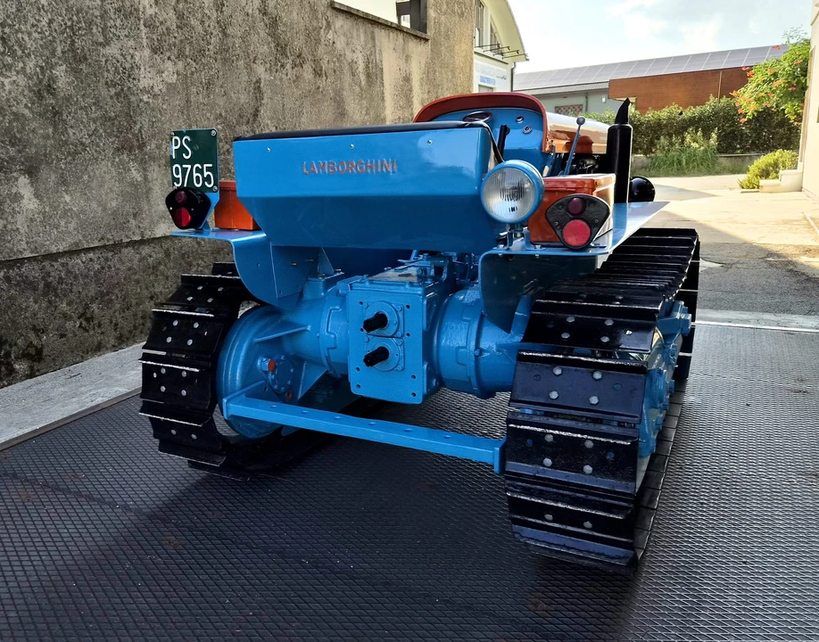 1963 Lamborghini Tractors - Image 18 of 31