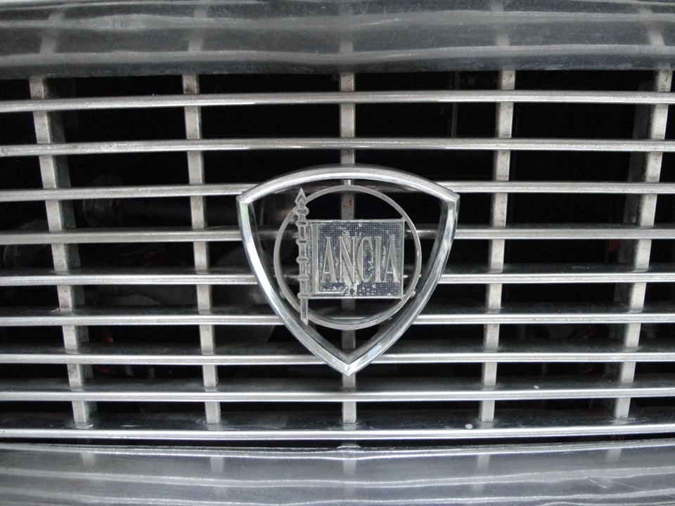 1963 Lancia Flaminia - Image 16 of 17