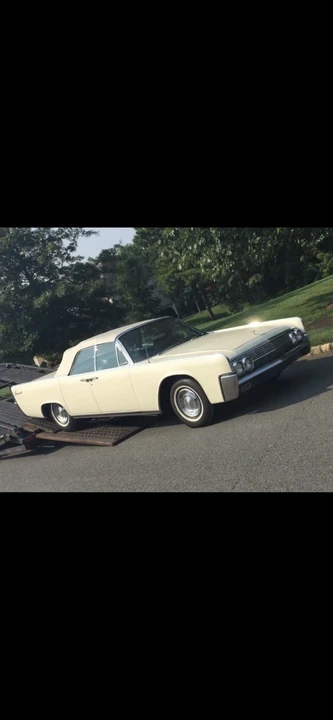 1963 Lincoln Continental 4th Gen - Image 9 of 10