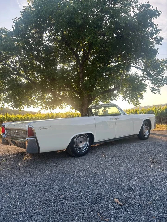1963 Lincoln Continental 4th Gen - Image 14 of 15