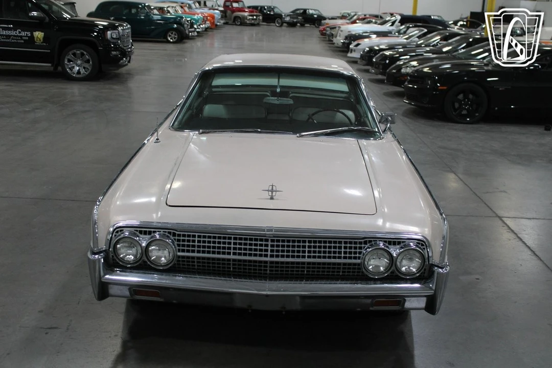 1963 Lincoln Continental 4th Gen - Image 8 of 12