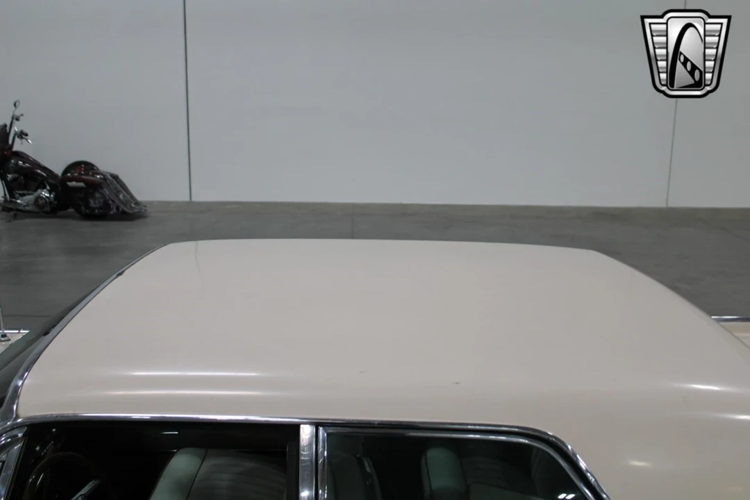 1963 Lincoln Continental 4th Gen - Image 15 of 21