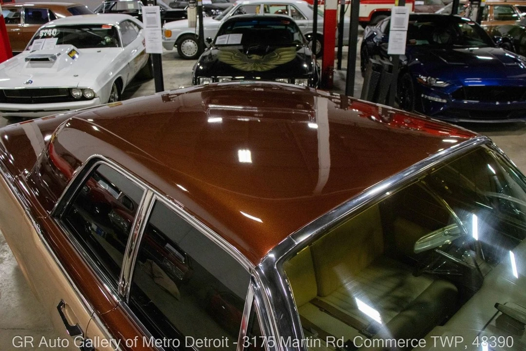 1963 Lincoln Continental 4th Gen - Image 14 of 21