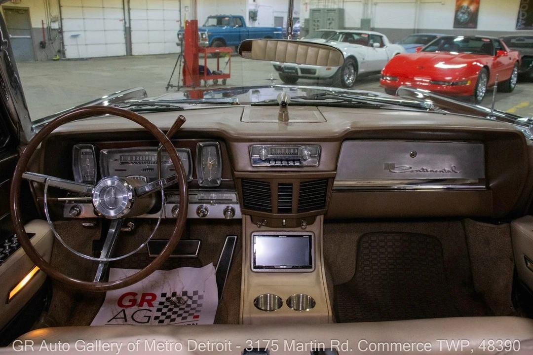 1963 Lincoln Continental 4th Gen - Image 16 of 21