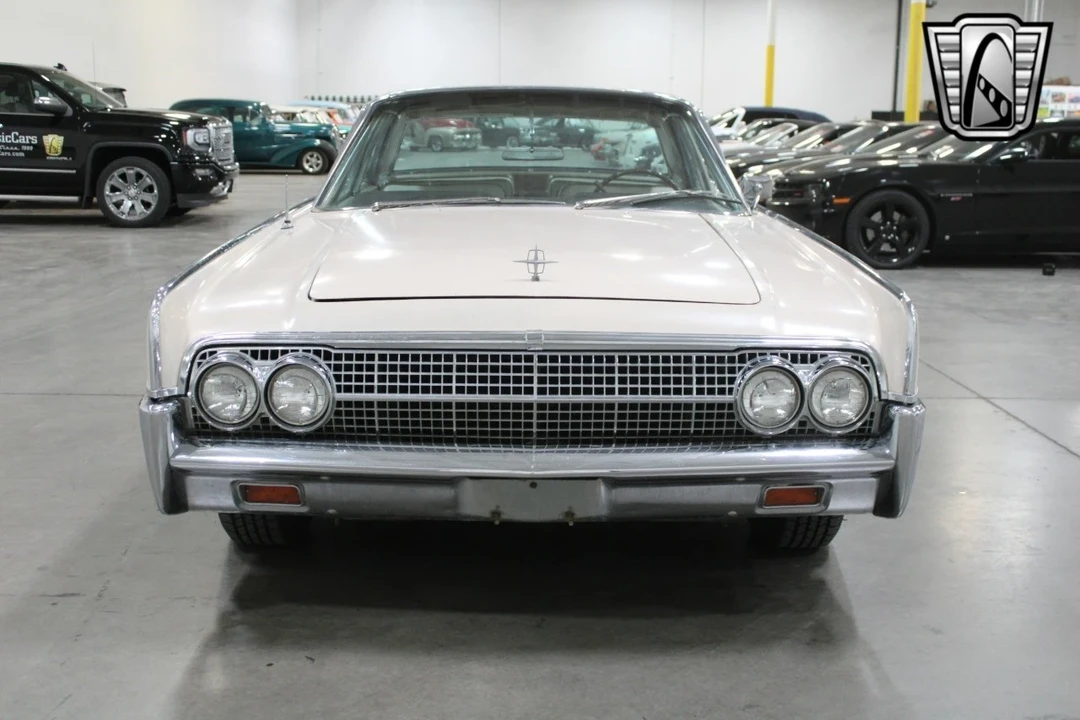1963 Lincoln Continental 4th Gen - Image 4 of 12