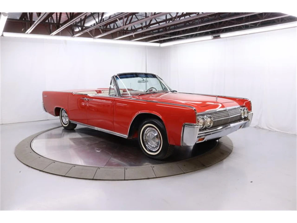 1963 Lincoln Continental 4th Gen - Image 9 of 31