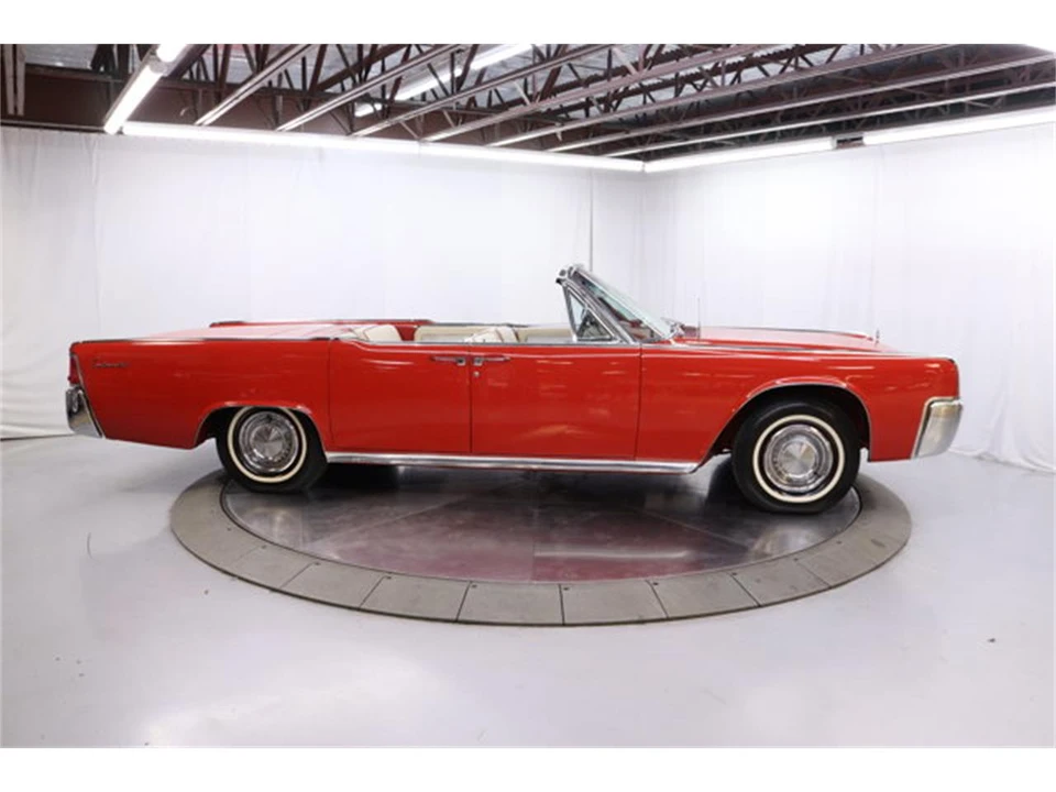 1963 Lincoln Continental 4th Gen - Image 14 of 31