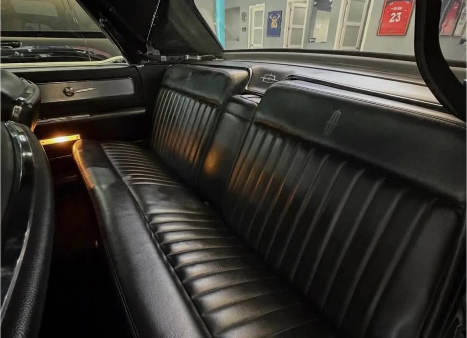 1963 Lincoln Continental 4th Gen - Image 13 of 18