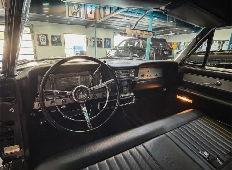 1963 Lincoln Continental 4th Gen - Image 11 of 18