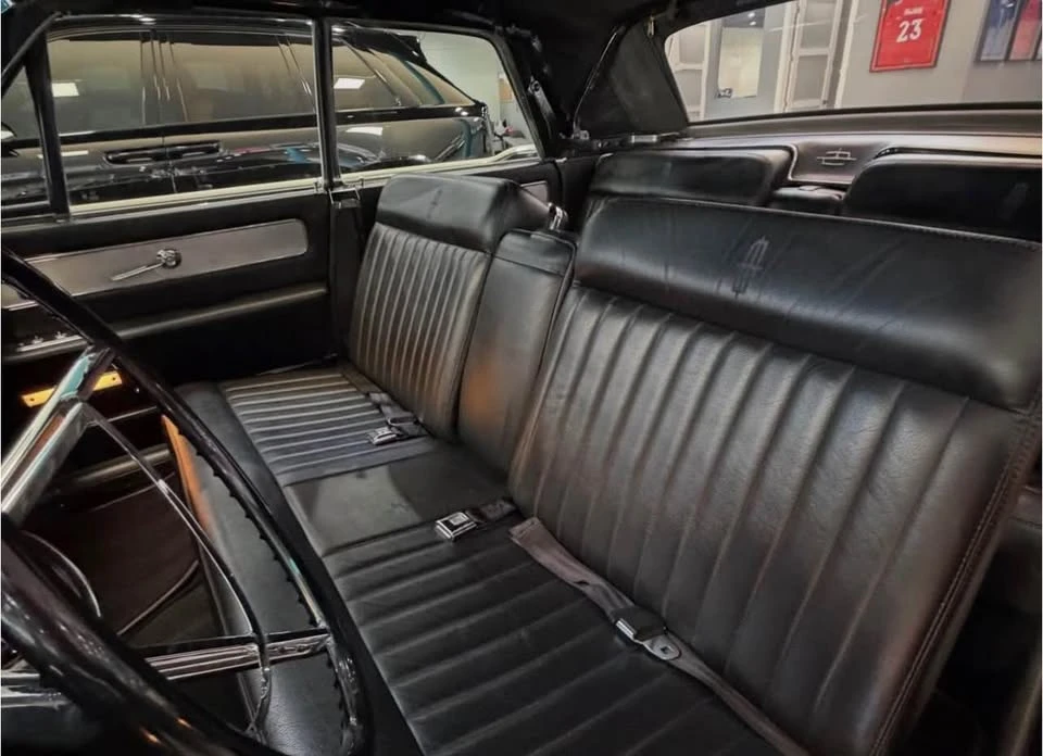 1963 Lincoln Continental 4th Gen - Image 12 of 18