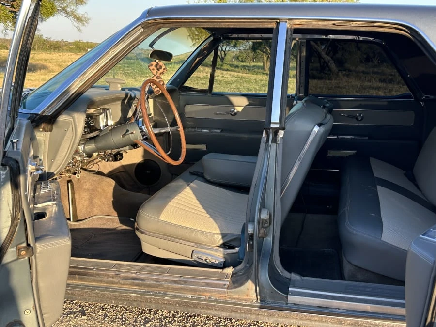 1963 Lincoln Continental 4th Gen - Image 15 of 25