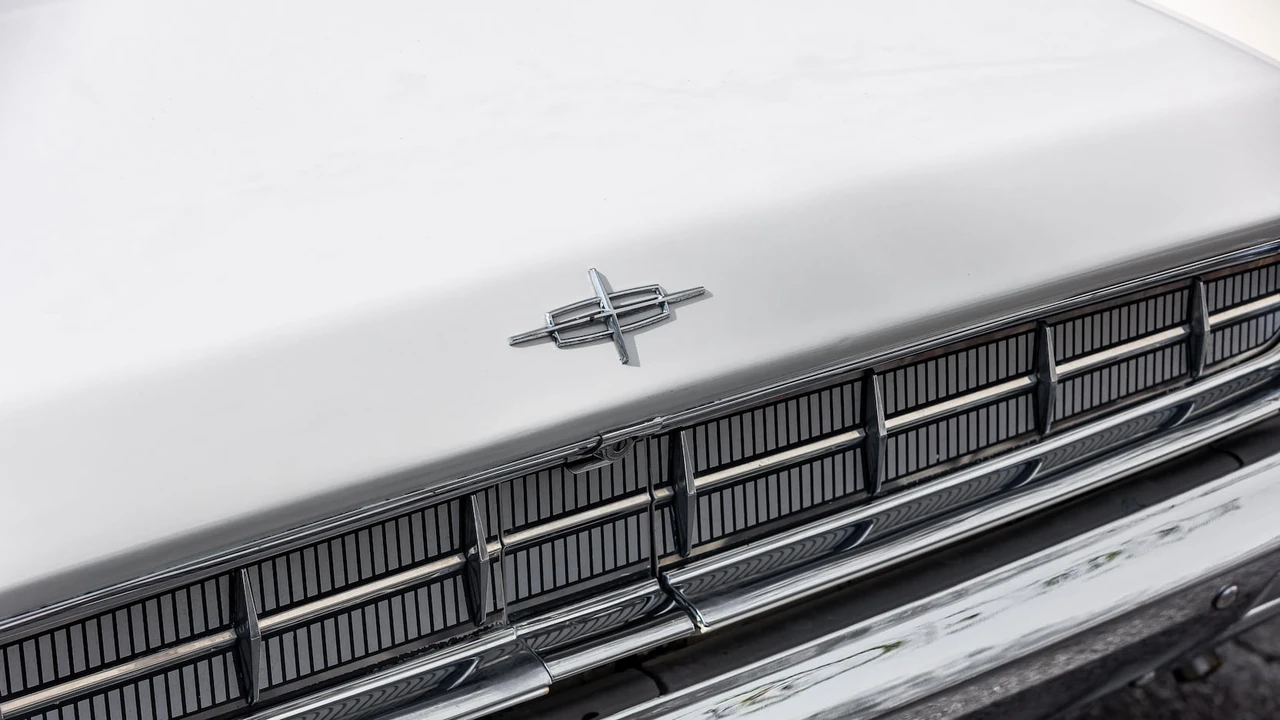 1963 Lincoln Continental 4th Gen - Image 14 of 31