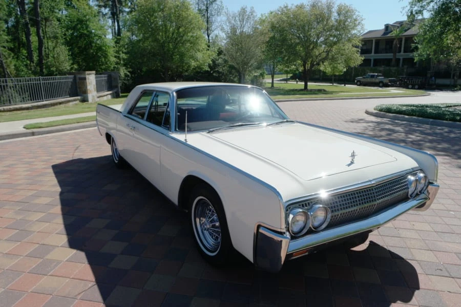 1963 Lincoln Continental 4th Gen - Image 9 of 9