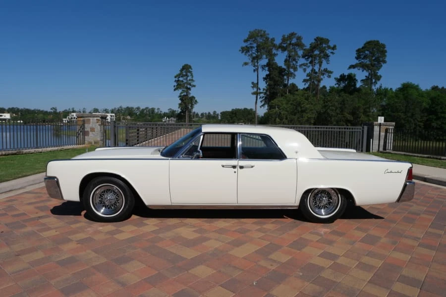 1963 Lincoln Continental 4th Gen - Image 2 of 9