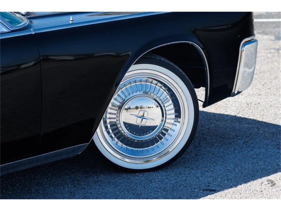 1963 Lincoln Continental 4th Gen - Image 29 of 31