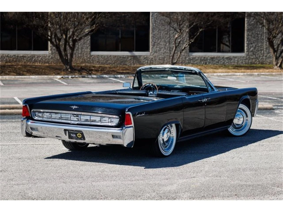 1963 Lincoln Continental 4th Gen - Image 8 of 31