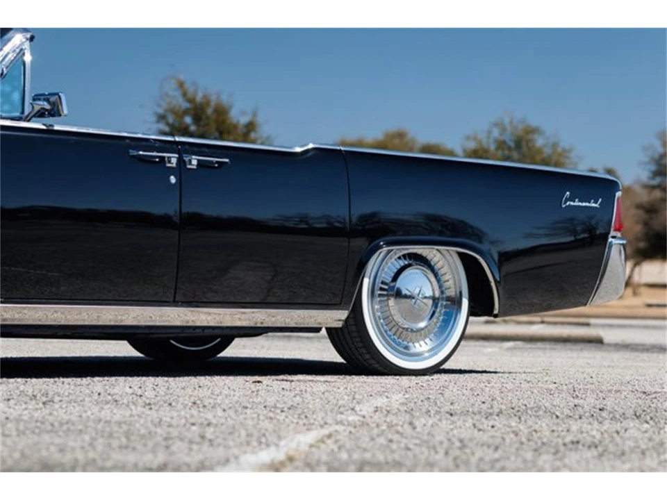1963 Lincoln Continental 4th Gen - Image 20 of 31