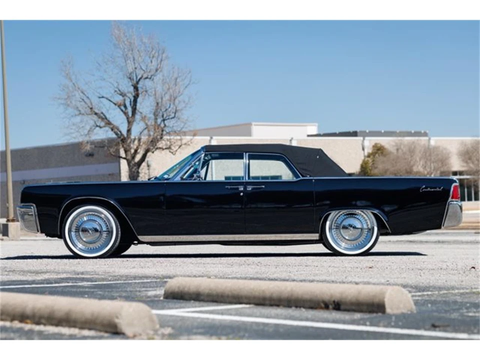 1963 Lincoln Continental 4th Gen - Image 30 of 31