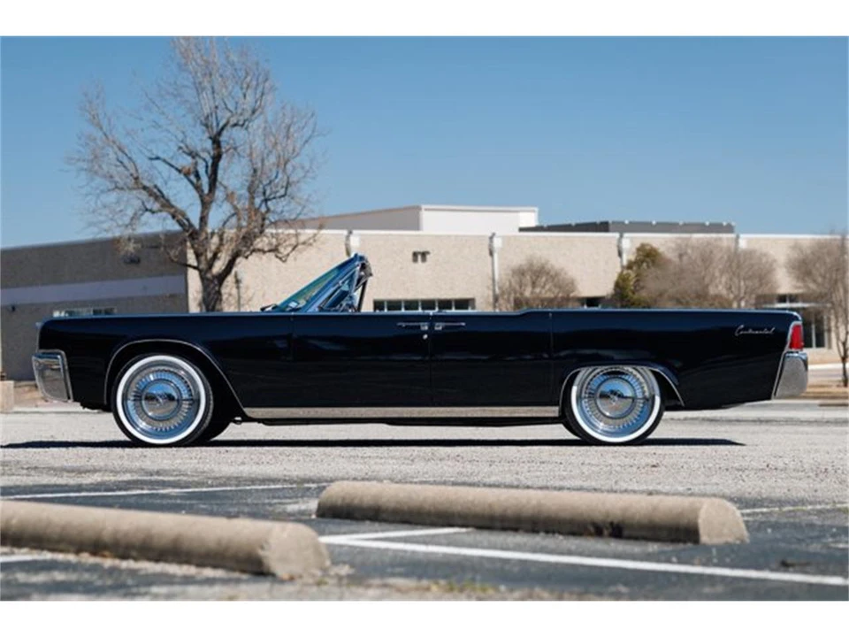 1963 Lincoln Continental 4th Gen - Image 18 of 31