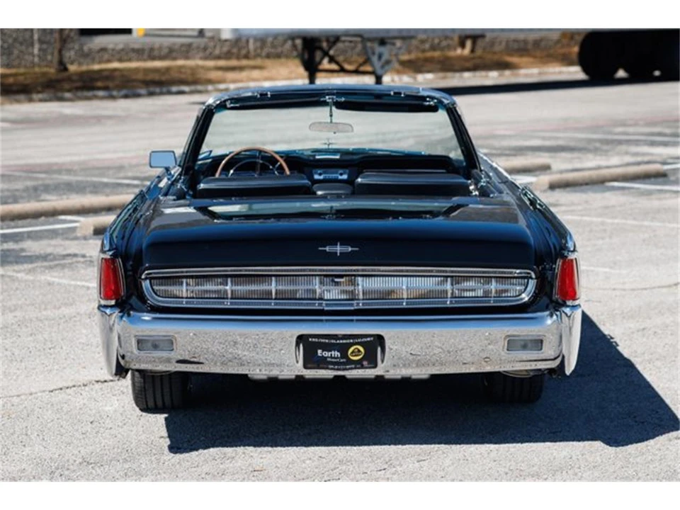 1963 Lincoln Continental 4th Gen - Image 12 of 31