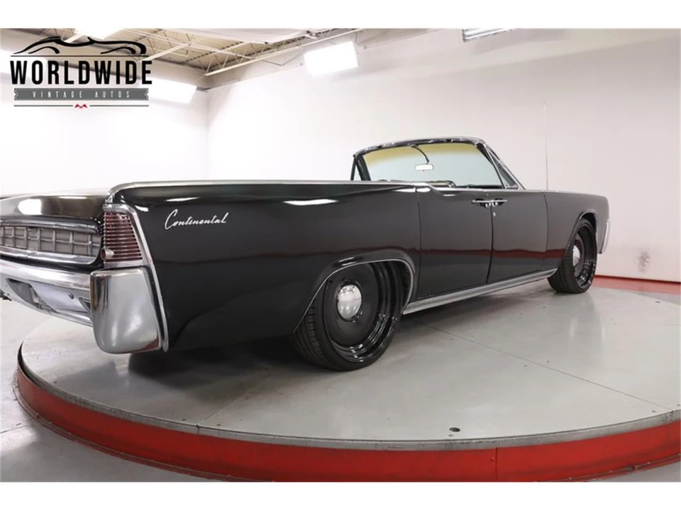1963 Lincoln Continental 4th Gen - Image 23 of 31