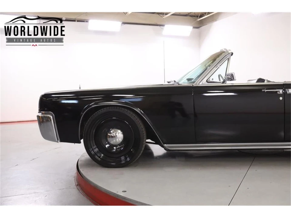 1963 Lincoln Continental 4th Gen - Image 11 of 31