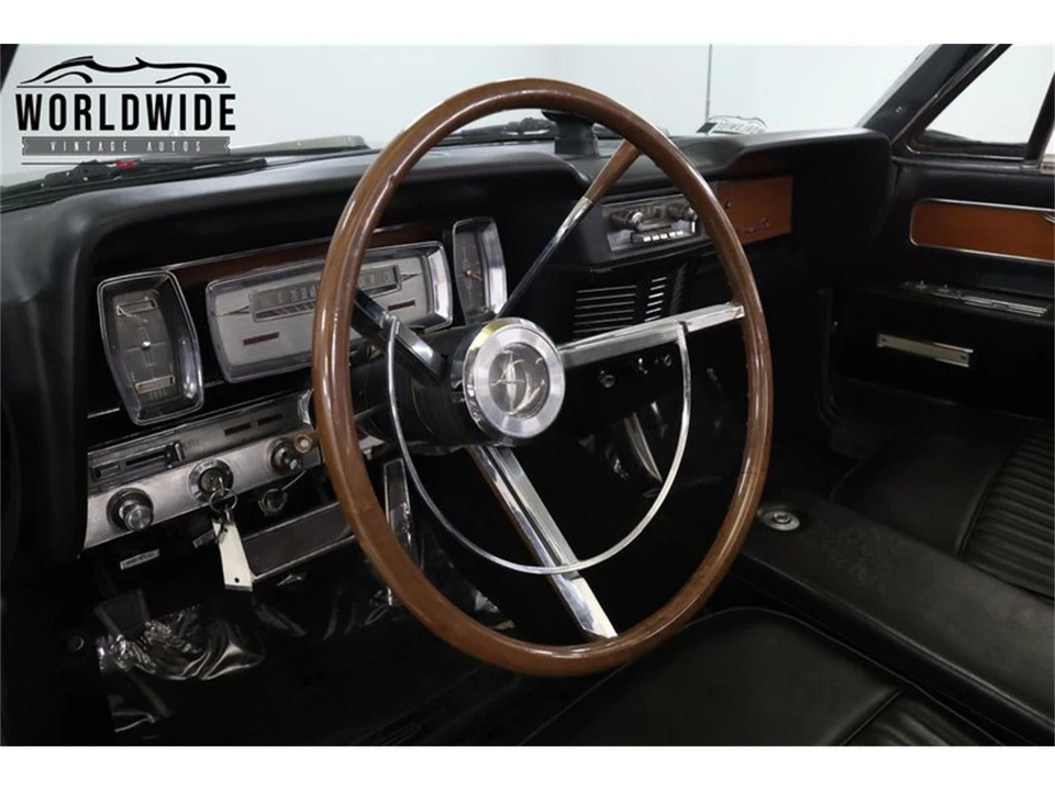 1963 Lincoln Continental 4th Gen - Image 28 of 31