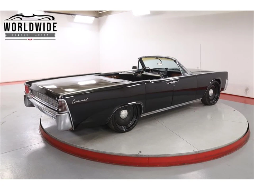 1963 Lincoln Continental 4th Gen - Image 6 of 31