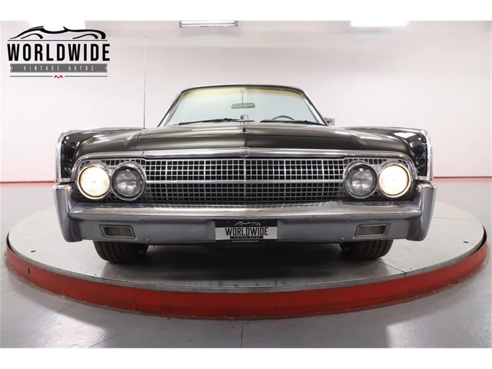 1963 Lincoln Continental 4th Gen - Image 20 of 31