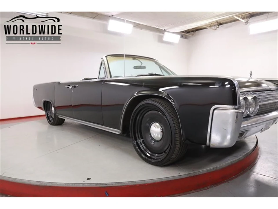 1963 Lincoln Continental 4th Gen - Image 18 of 31