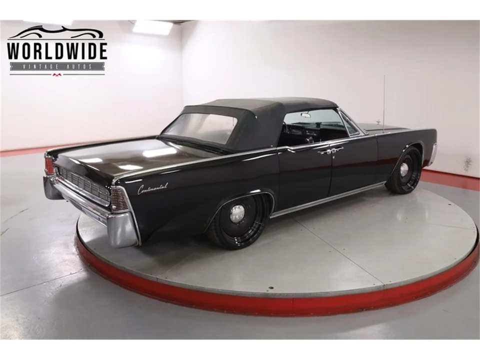 1963 Lincoln Continental 4th Gen - Image 10 of 31