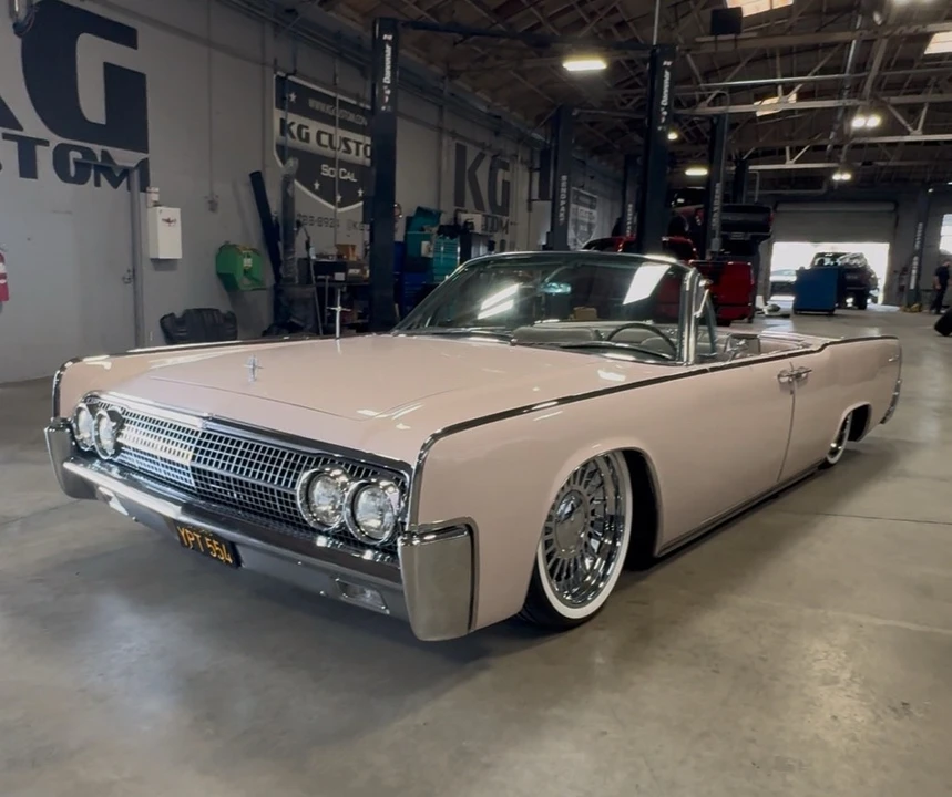 1963 Lincoln Continental 4th Gen - Image 2 of 8