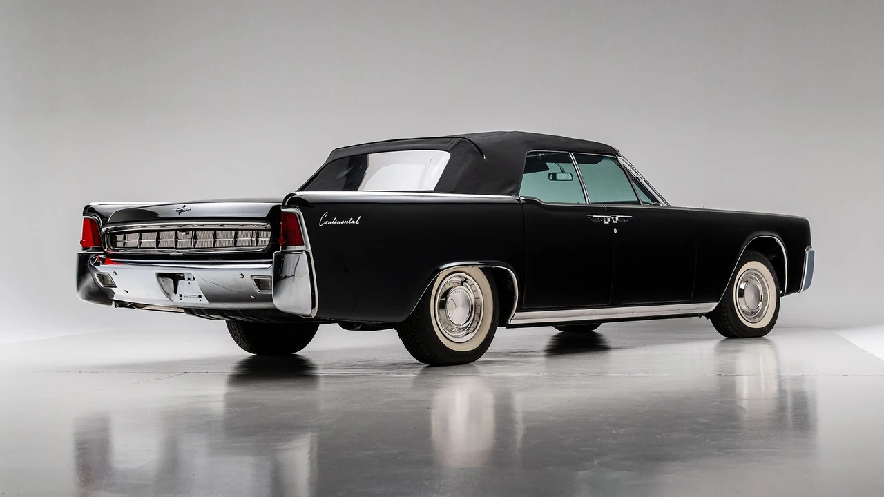 1963 Lincoln Continental 4th Gen - Image 31 of 31