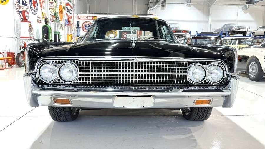 1963 Lincoln Continental 4th Gen - Image 4 of 25