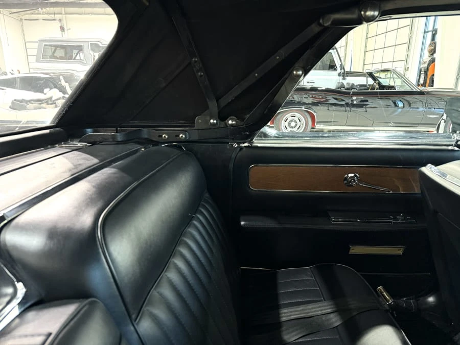 1963 Lincoln Continental 4th Gen - Image 19 of 25