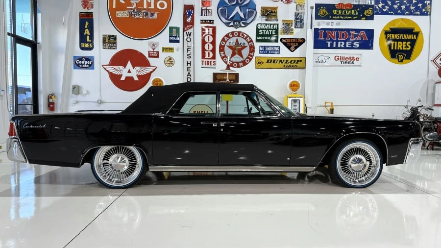 1963 Lincoln Continental 4th Gen - Image 10 of 25