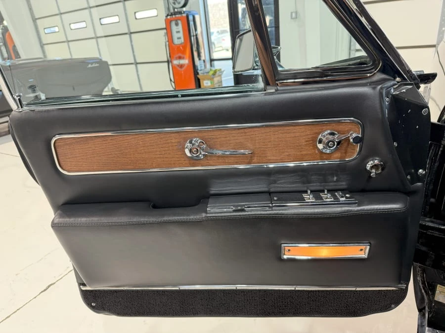 1963 Lincoln Continental 4th Gen - Image 21 of 25