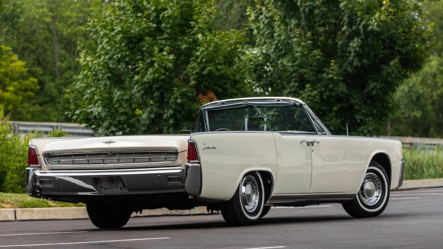 1963 Lincoln Continental 4th Gen - Image 12 of 18