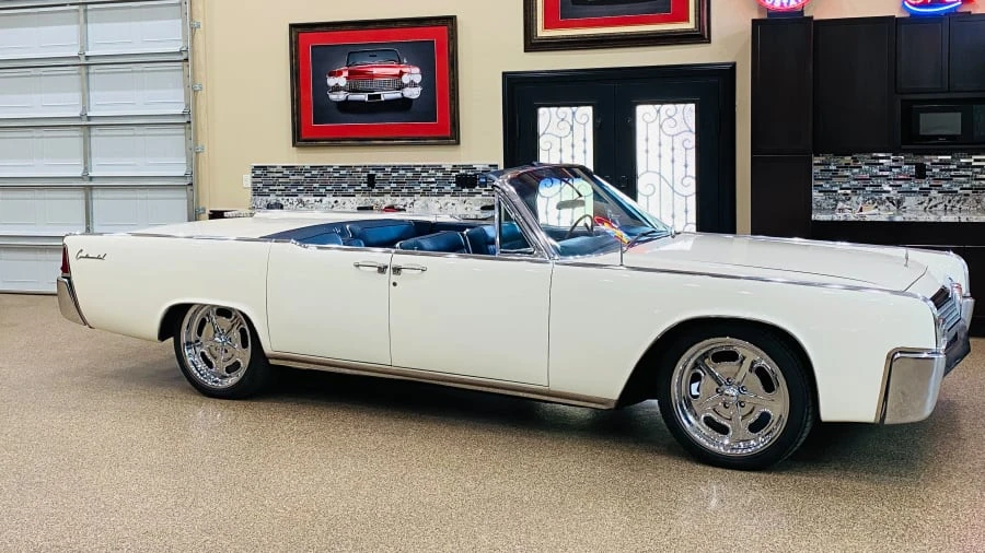 1963 Lincoln Continental 4th Gen - Image 2 of 23